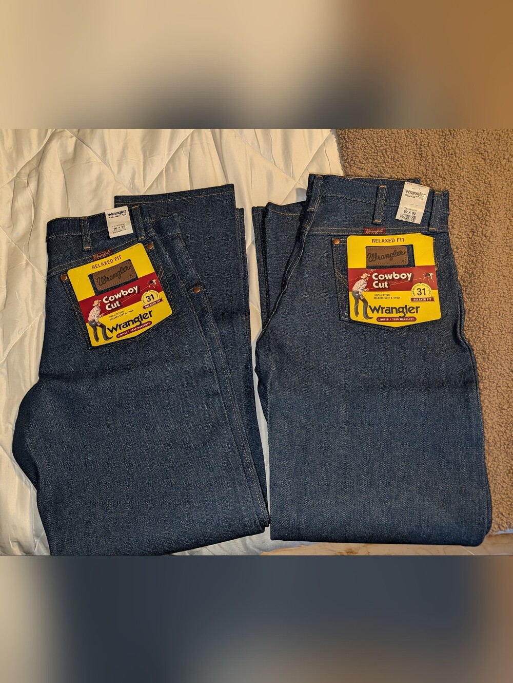Two Brand New Pair Of Men's Wrangler Patch Size 30 X 32 Jeans Both New With Tags